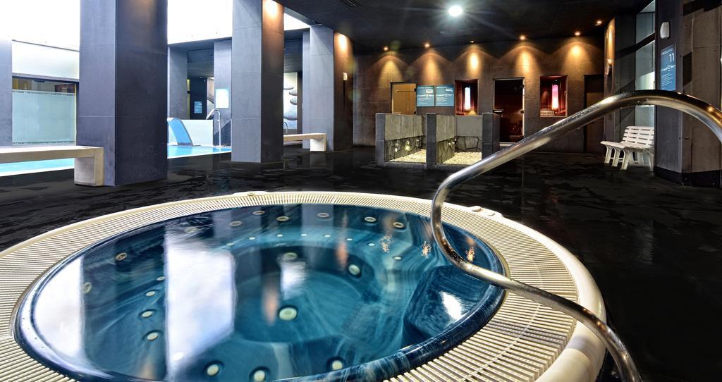 Benalbeach Apartment With Water Park Беналмадена Екстериор снимка